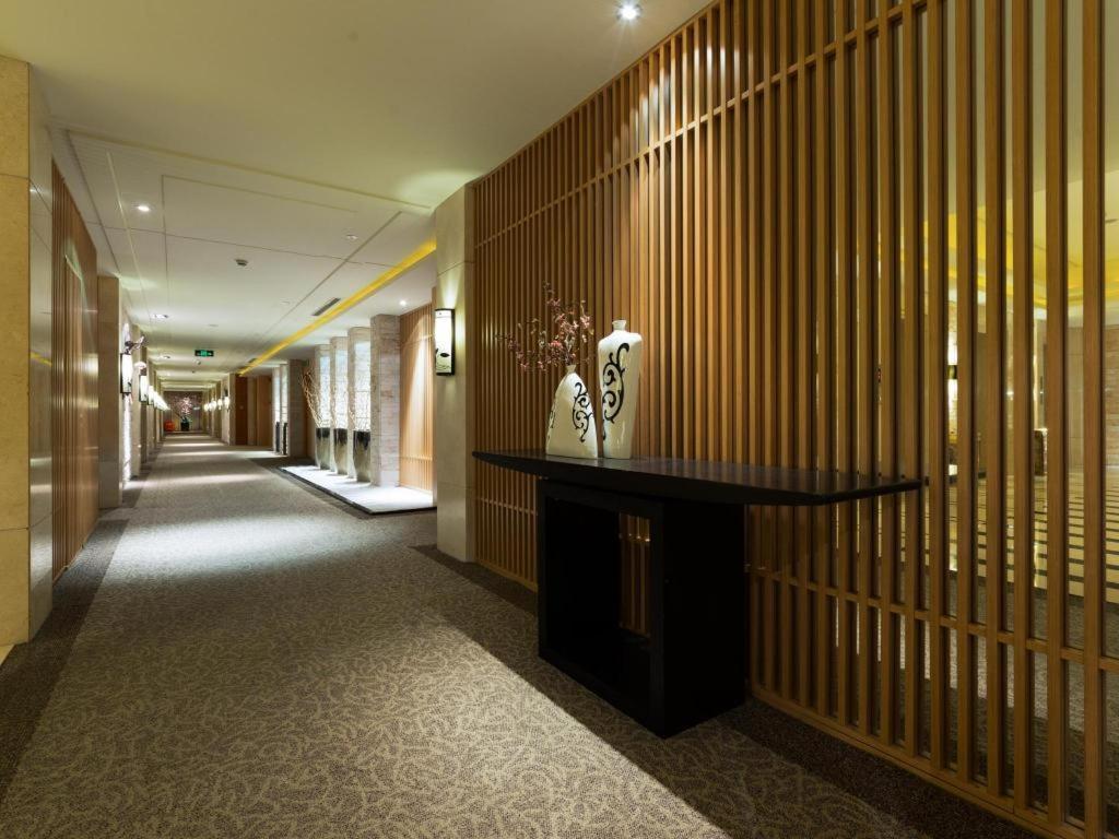 Huana Hotel Minhang Шанхай Екстер'єр фото